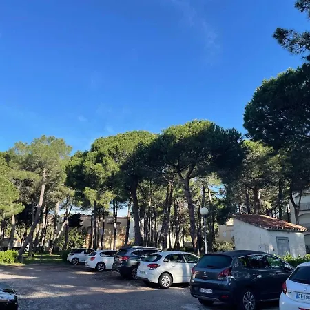 A 200m De La Plage, Balcon, Parking, Tv, Lave-linge, 4 Couchages - - Fr-1-225-782 *
